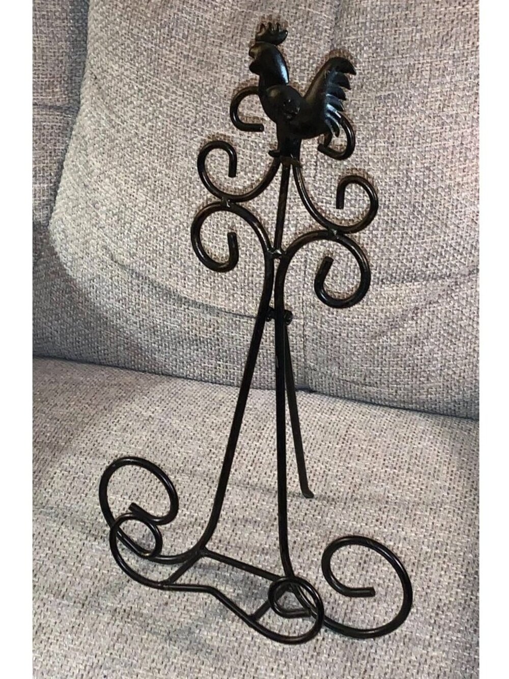 Black Metal Rooster Cook Book Holder Stand